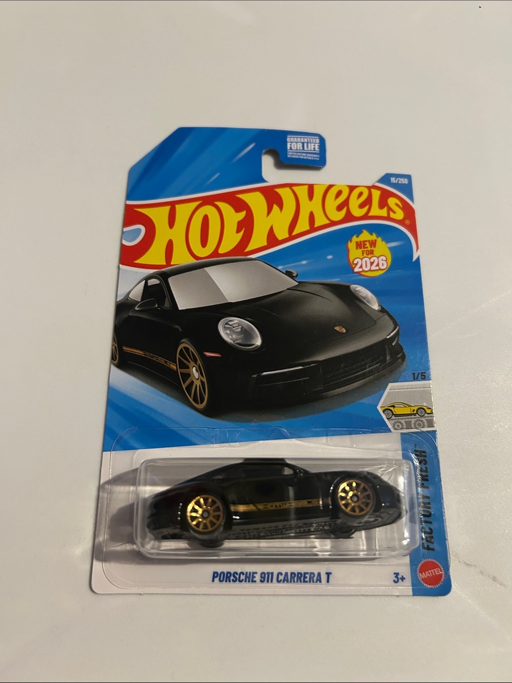 Mattel Hot Wheels Porsche 911 Carrera T - Black and Gold